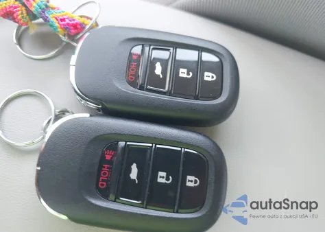 2025 Honda Hr-V Awd Lx z USA, uszkodzony, nr VIN 3CZRZ2H33SM752115